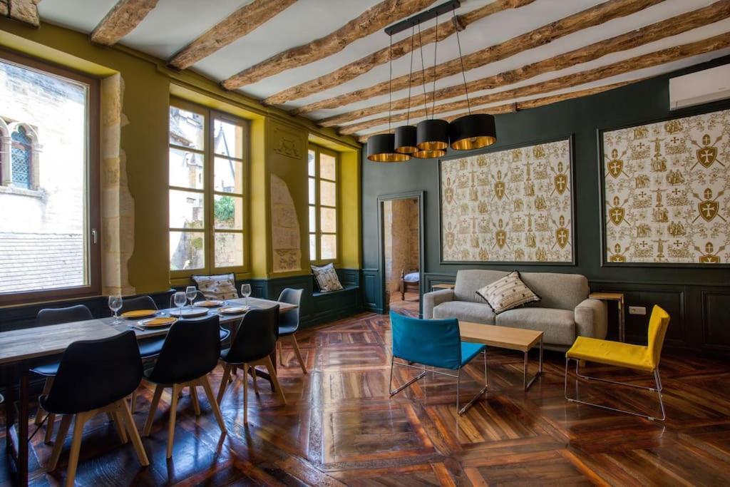 "Les Appartements De Betty A" Coeur Historique Sarlat-la-Canéda Kültér fotó